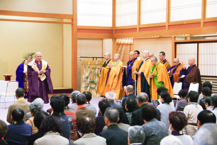 九州四十九院薬師霊場会の年次大祭の様子