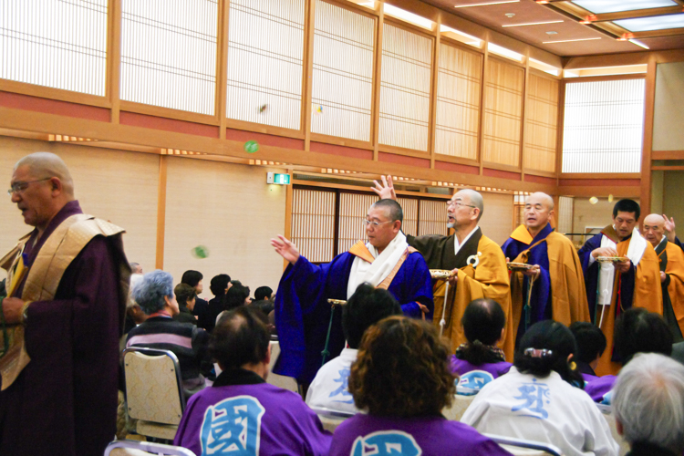 九州四十九院薬師霊場会の年次大祭の様子